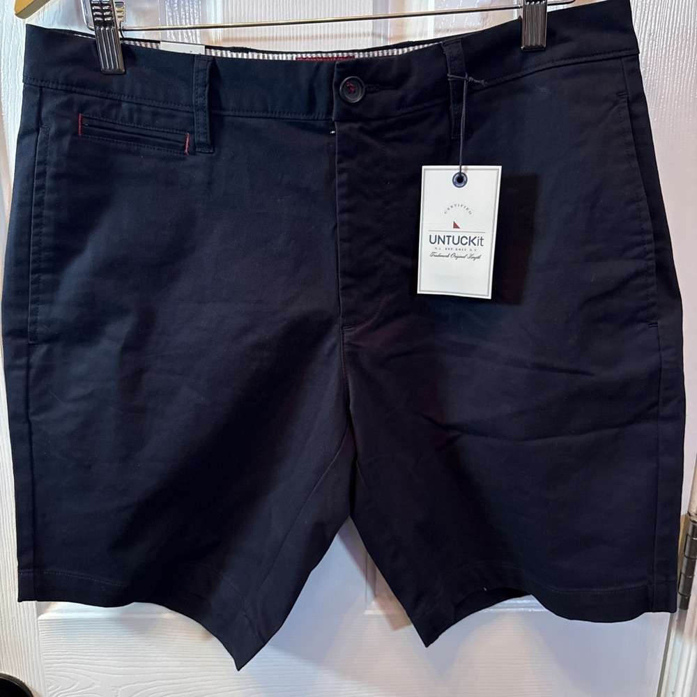 UNTUCKit Dark Blue, St Vincent Shorts 32” Waist, 9” Inseam, 5 Pocket, New NWTs